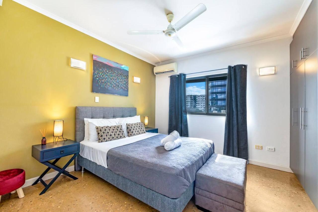 Apartment Artistic Escape With Balcony And Parking